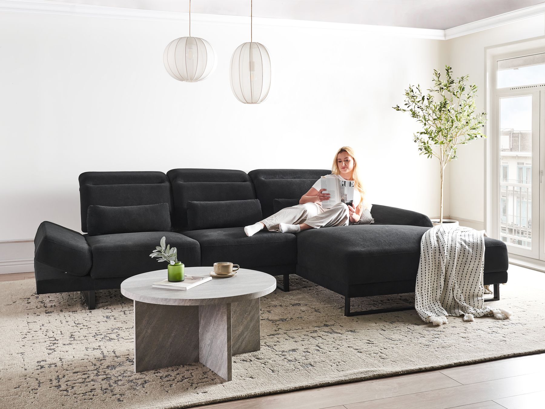 Left Hand Fabric Corner Sofa Black IKAST