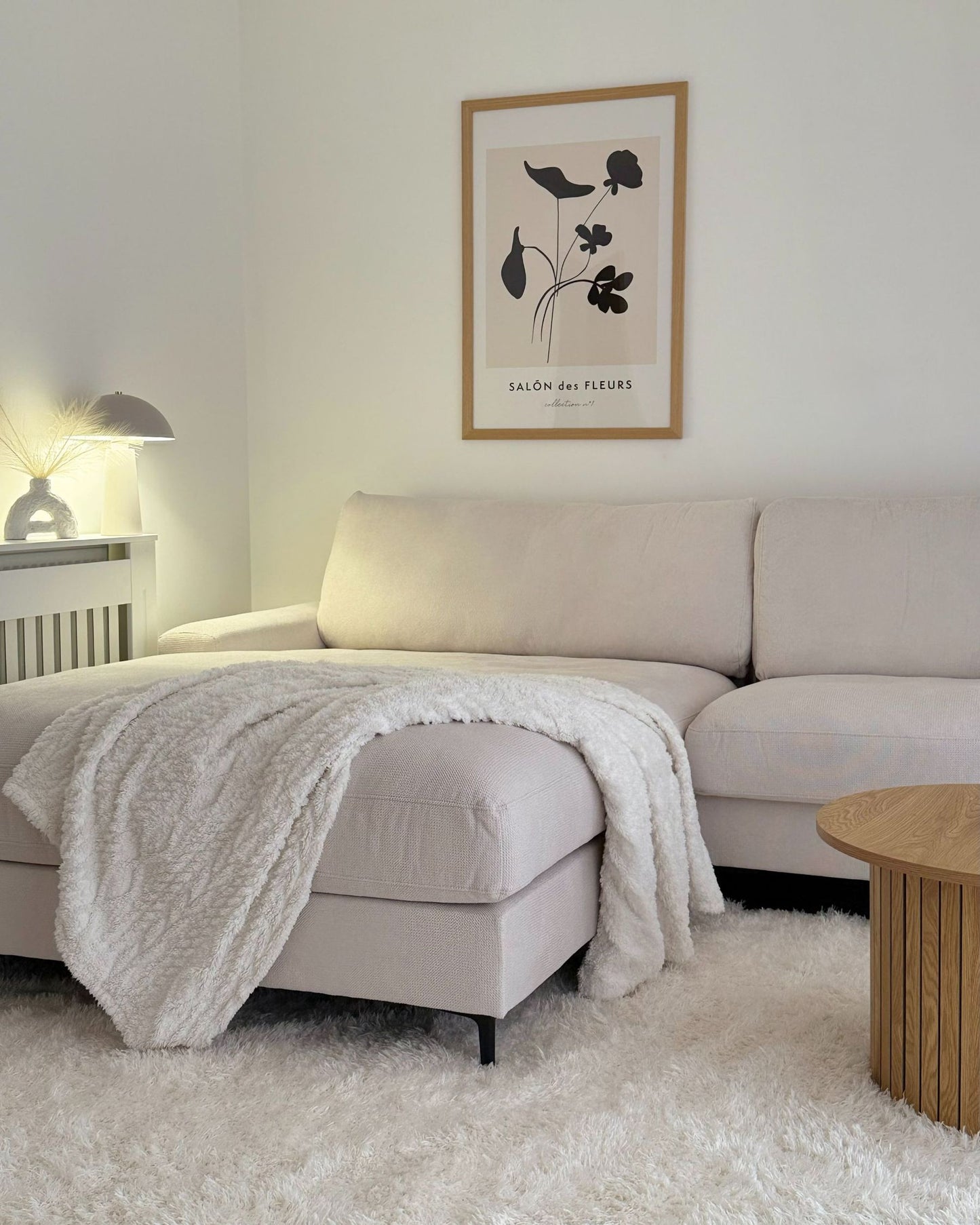 Right Hand Fabric Corner Sofa Off-White MALOY